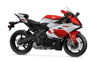 YZF R9 (2025-2026)